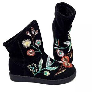 Indigo Rd. Irahoy Short Faux Fur Lining Embroidered Ankle Boots Women's Size 6
